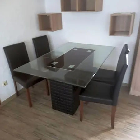 Wiesbadener Hof 3* Štutgart