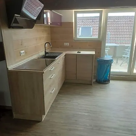 Wiesbadener Hof 3* Štutgart
