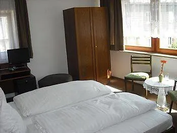Wiesbadener Hof Hotel 3*