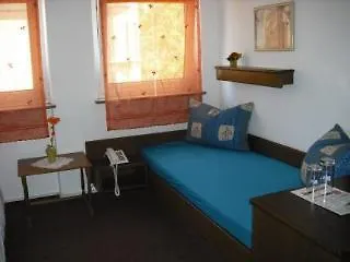 Wiesbadener Hof 3* Štutgart