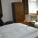 Wiesbadener Hof فندق 3*