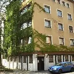 فندق Wiesbadener Hof